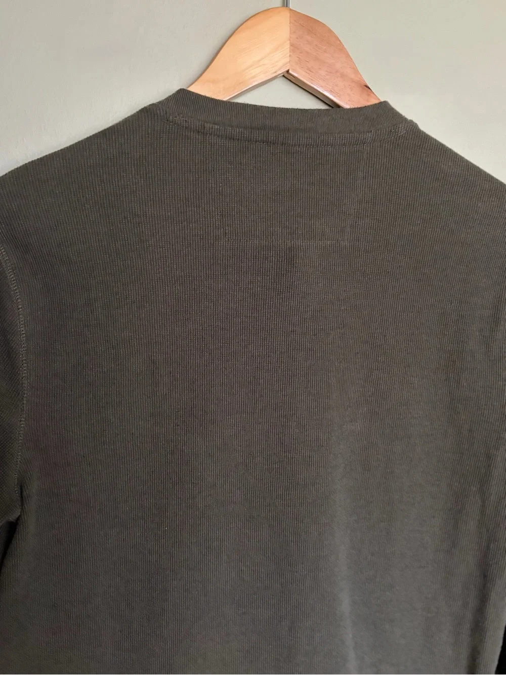 Banana Republic Men’s Olive Green Long-Sleeve Henley Shirt Size S Preppy Layers